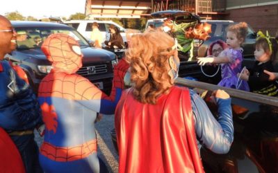 SJSO Participates in Parish’s first Drive-Thru Trunk or Treat